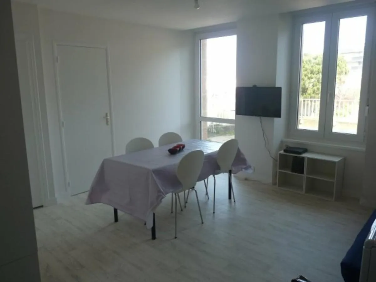 Appartement 2* Avec Wifi, Terrasse, Proche Plage De Trestraou - Perros-Guirec - Fr-1-368-320